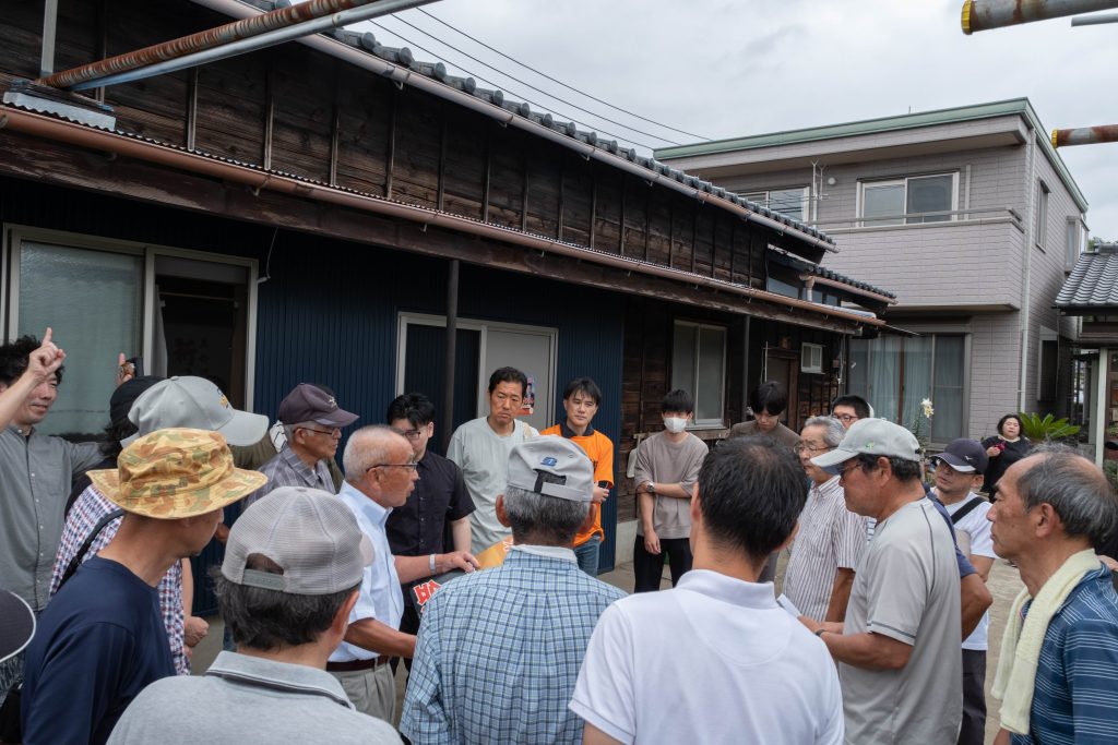 ポスター貼り,ボランティア